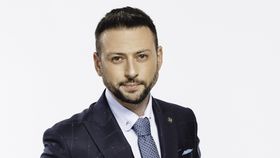 Andreea Mantea și Radu Andrei Tudor vor prezenta “FestiSAT”, festivalul caritabil ce marchează 30 de ani de activitate a Asociației SOS Satele Copiilor
